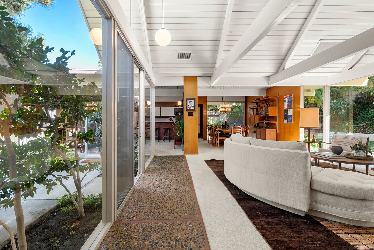 THE TOY RESIDENCE | A Jones & Emmons Masterwork