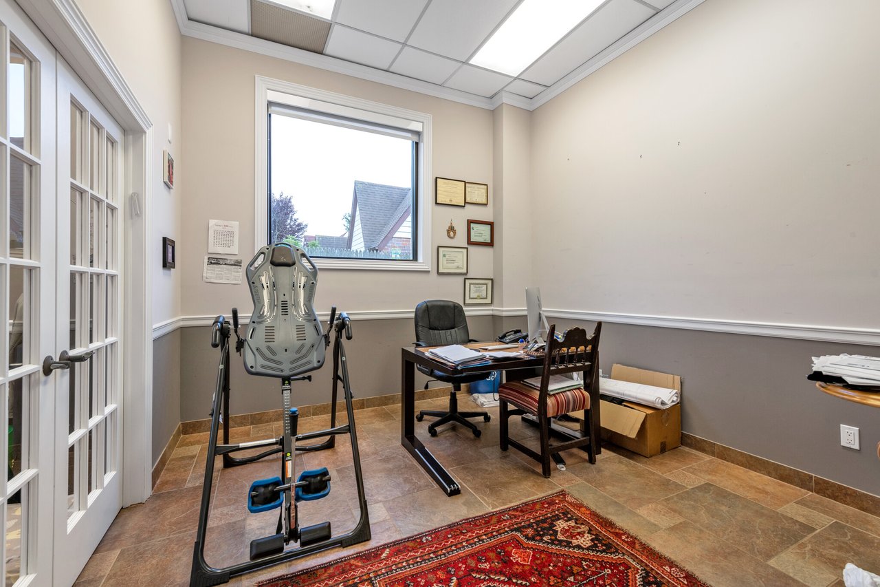 345 Hillside Ave