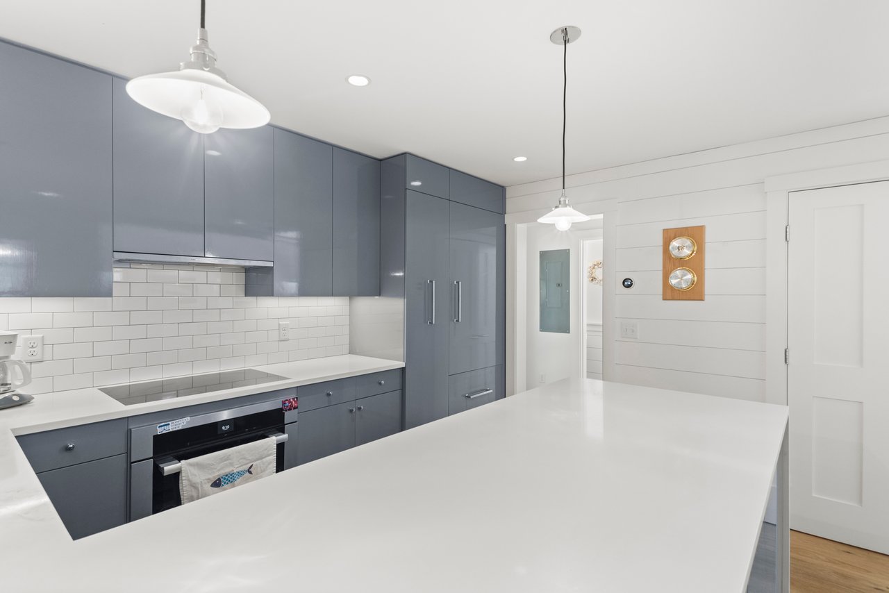 19 Hummock Pond Road | Cottage