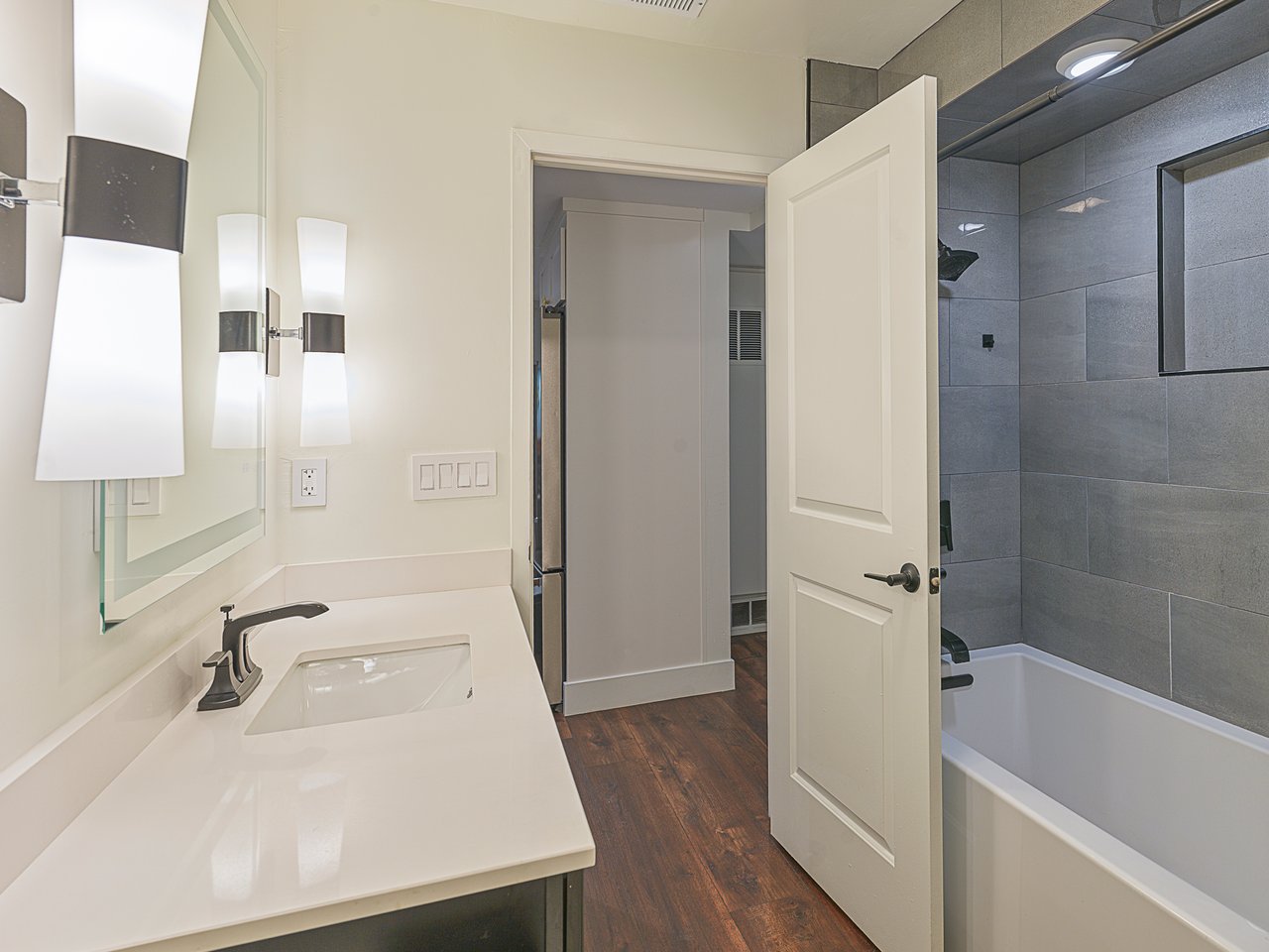 Luxury Remodeled Condo in Incline Village