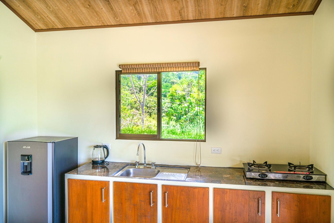 Waterfall Ranch With Cabinas, Manuel Antonio, Puntarenas