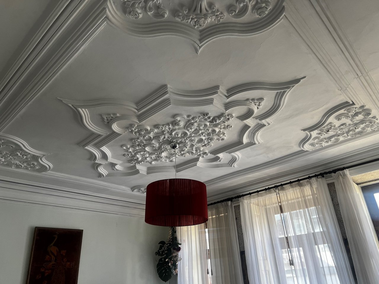 Traditional Four Story Building with Exceptional Investment Potential on Rua do Almada Porto