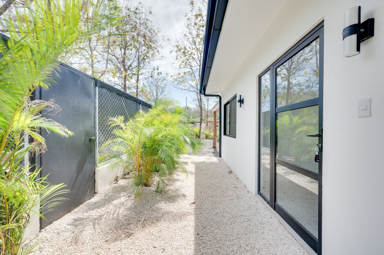 Casa Primos | Modern 3-Bedroom Home in Villareal with Pool, Terrace, and Prime Beach Access