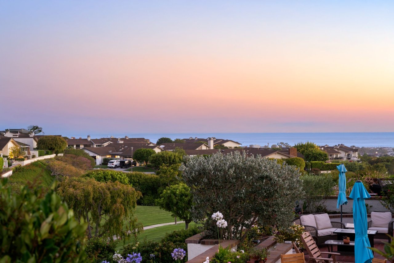 15 Skysail Drive