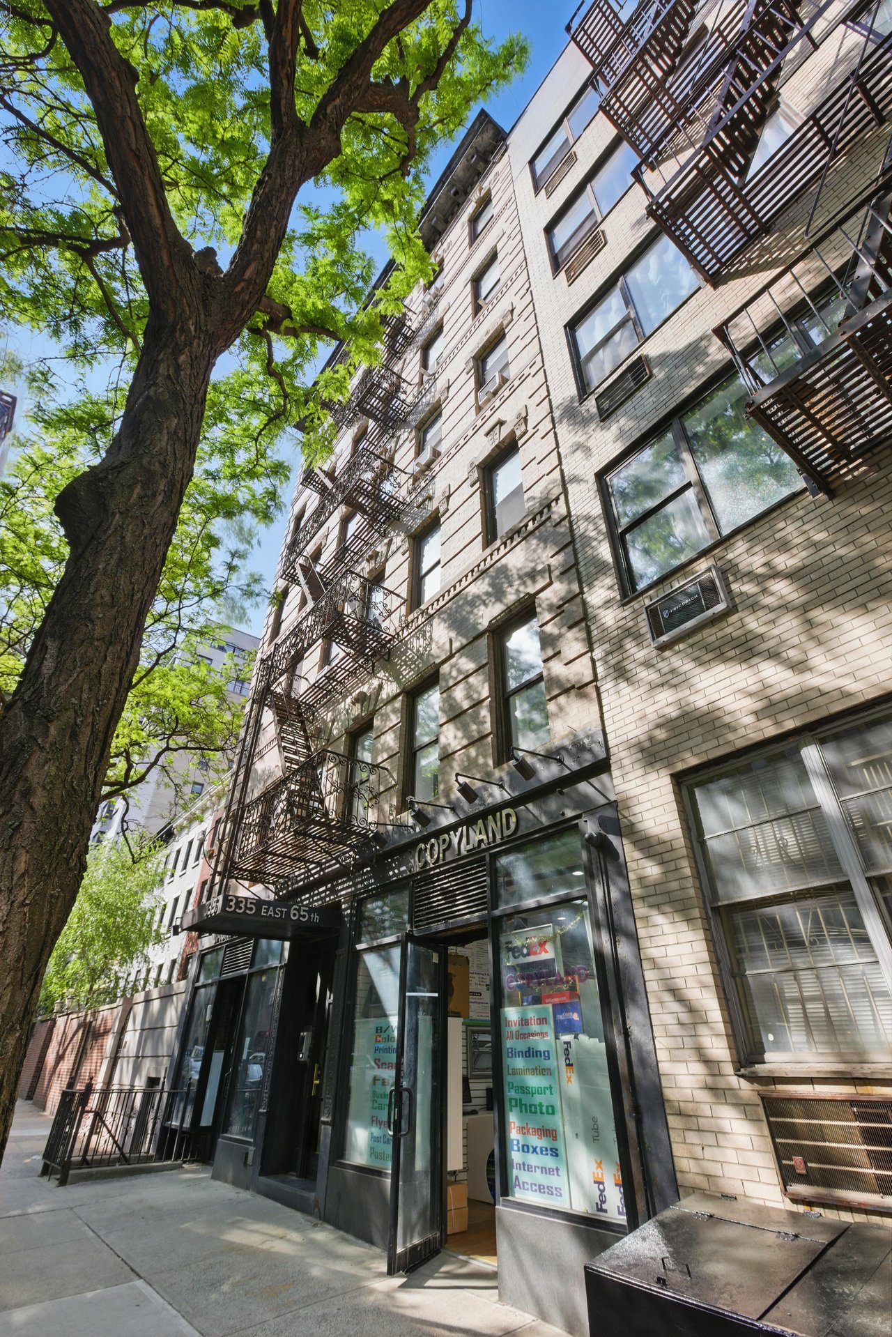 335 East 65th Street Unit: E