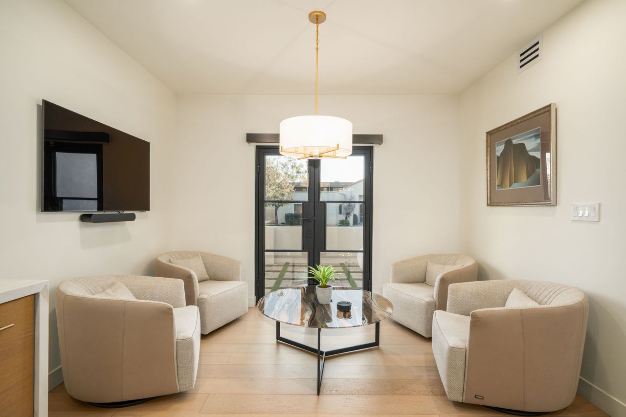 2737 E ARIZONA BILTMORE Circle 3