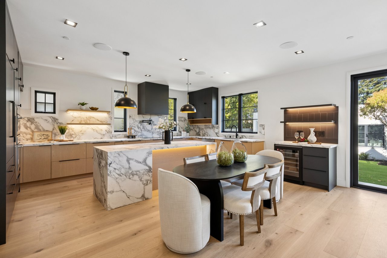 10 Channing Rd, Burlingame