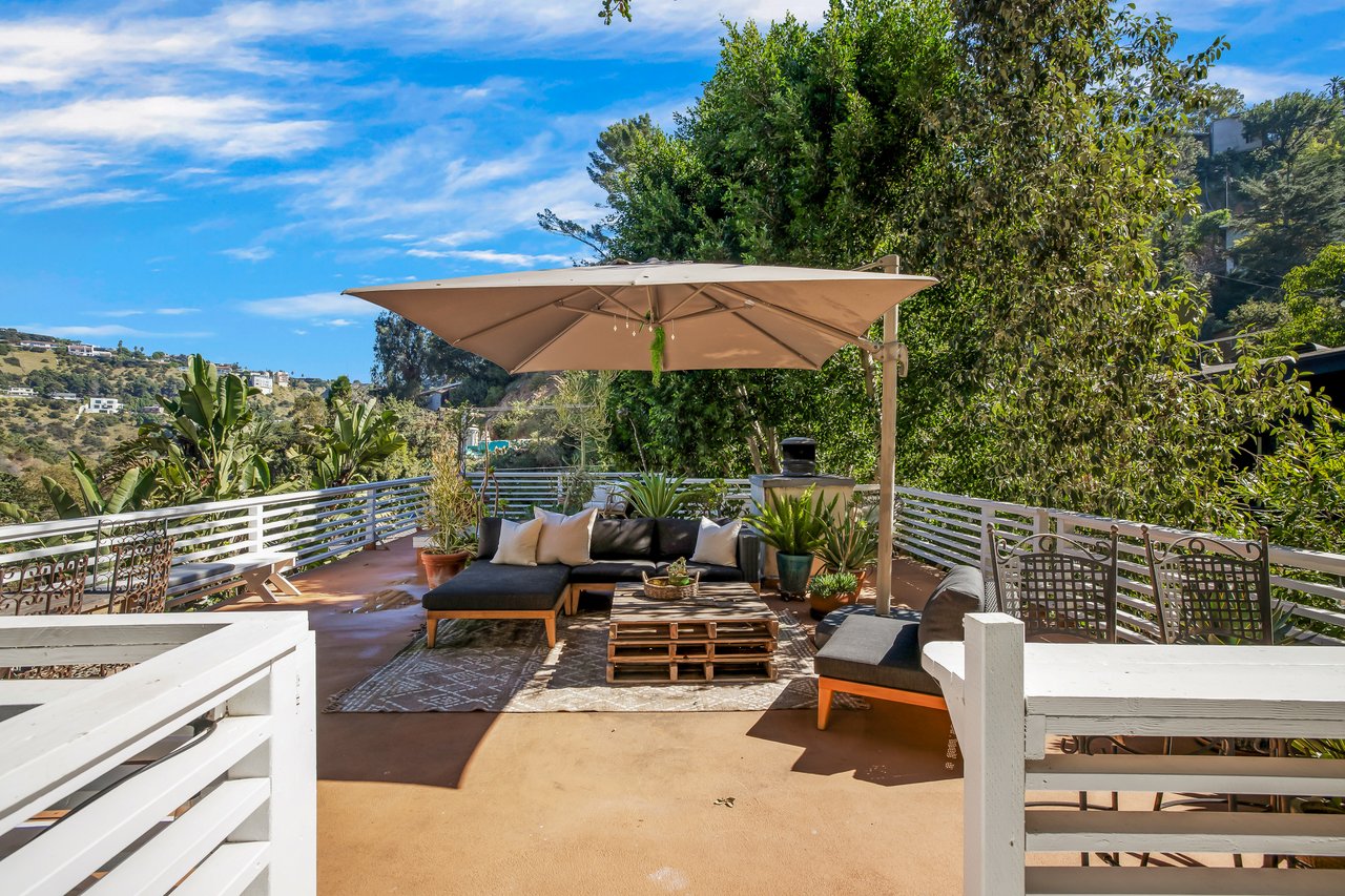 8237 Kirkwood Dr, Sunset Strip