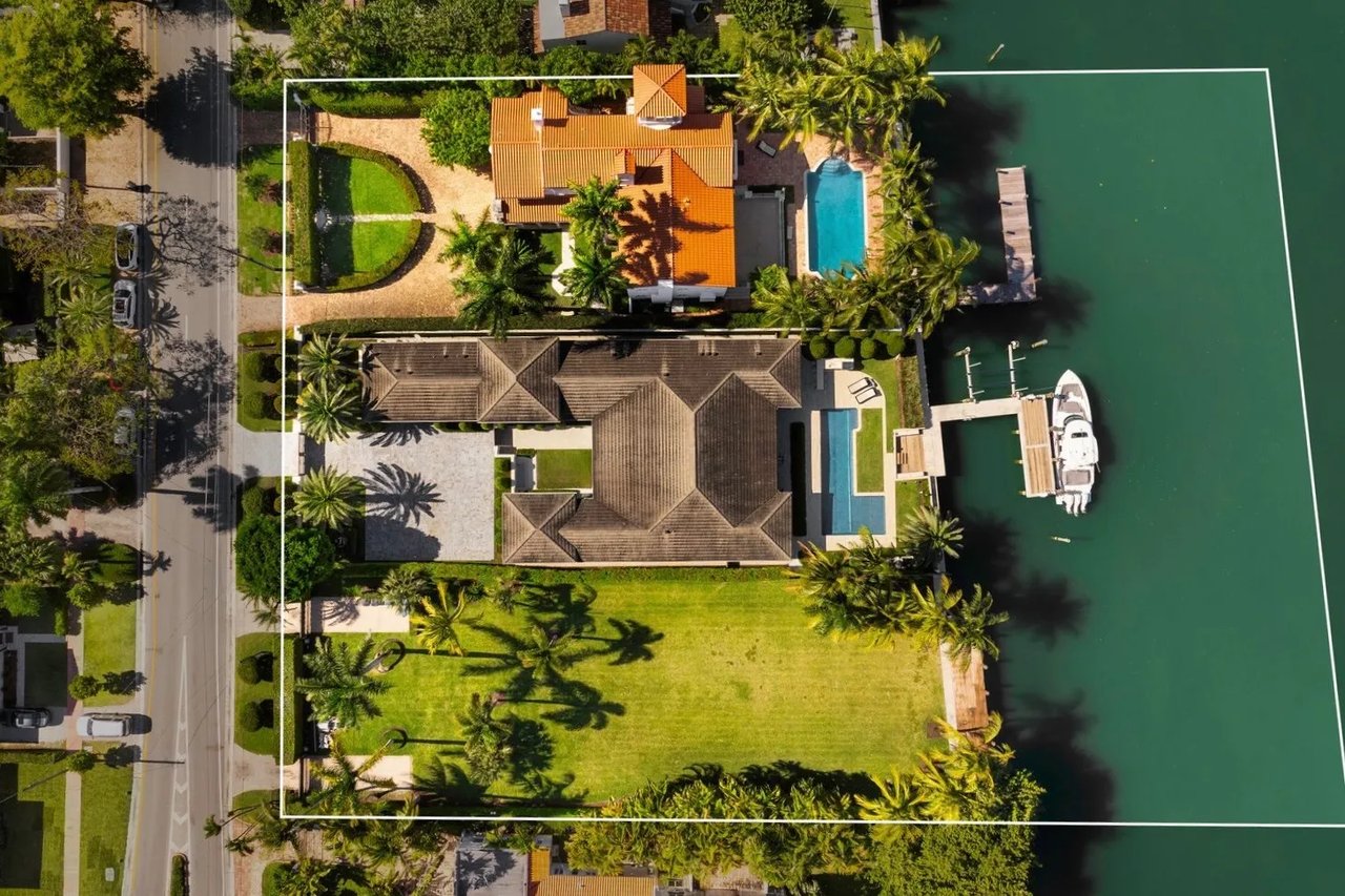 Pine Tree Drive, Miami Beach Waterfront