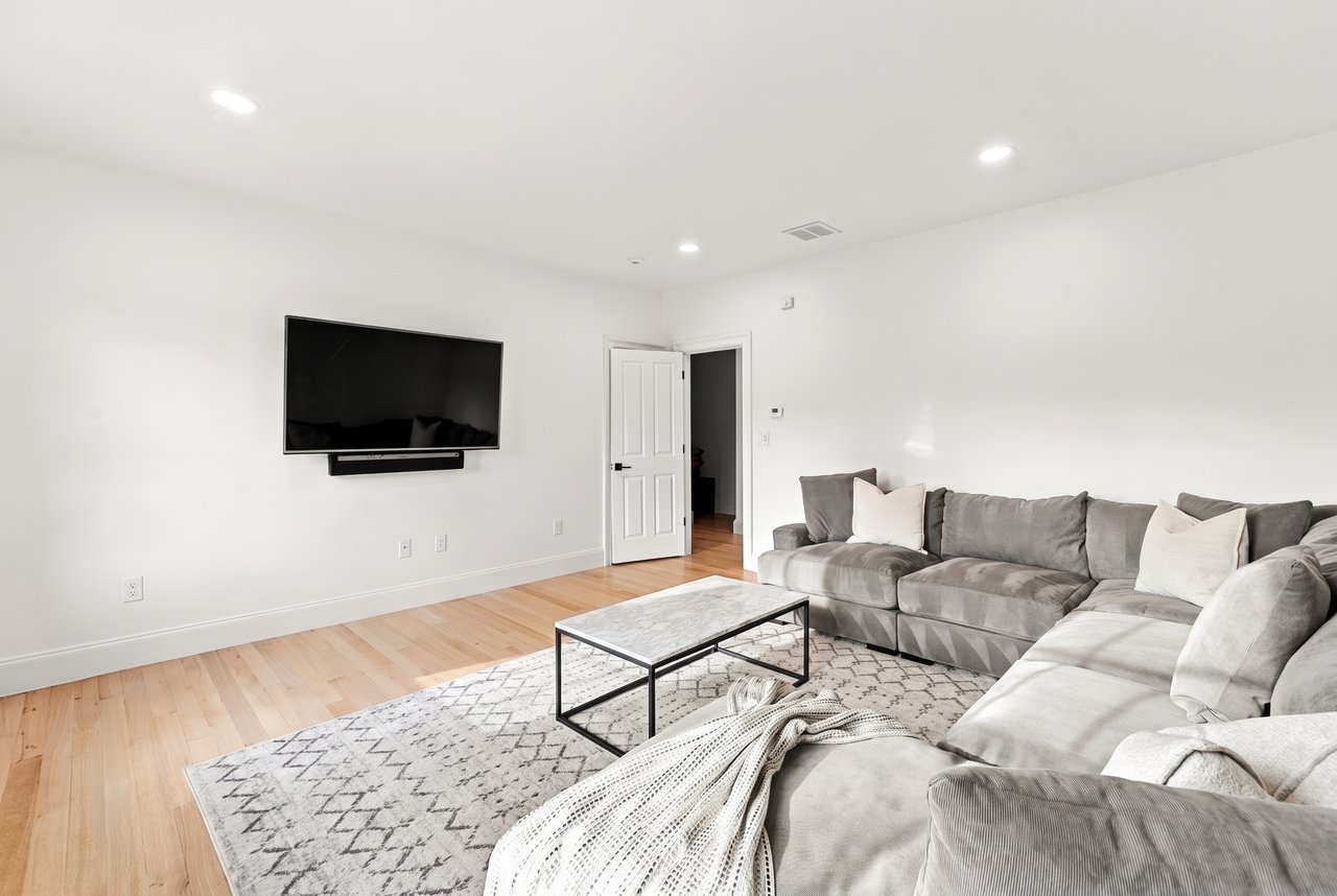 An Exceptional Southborough Estate