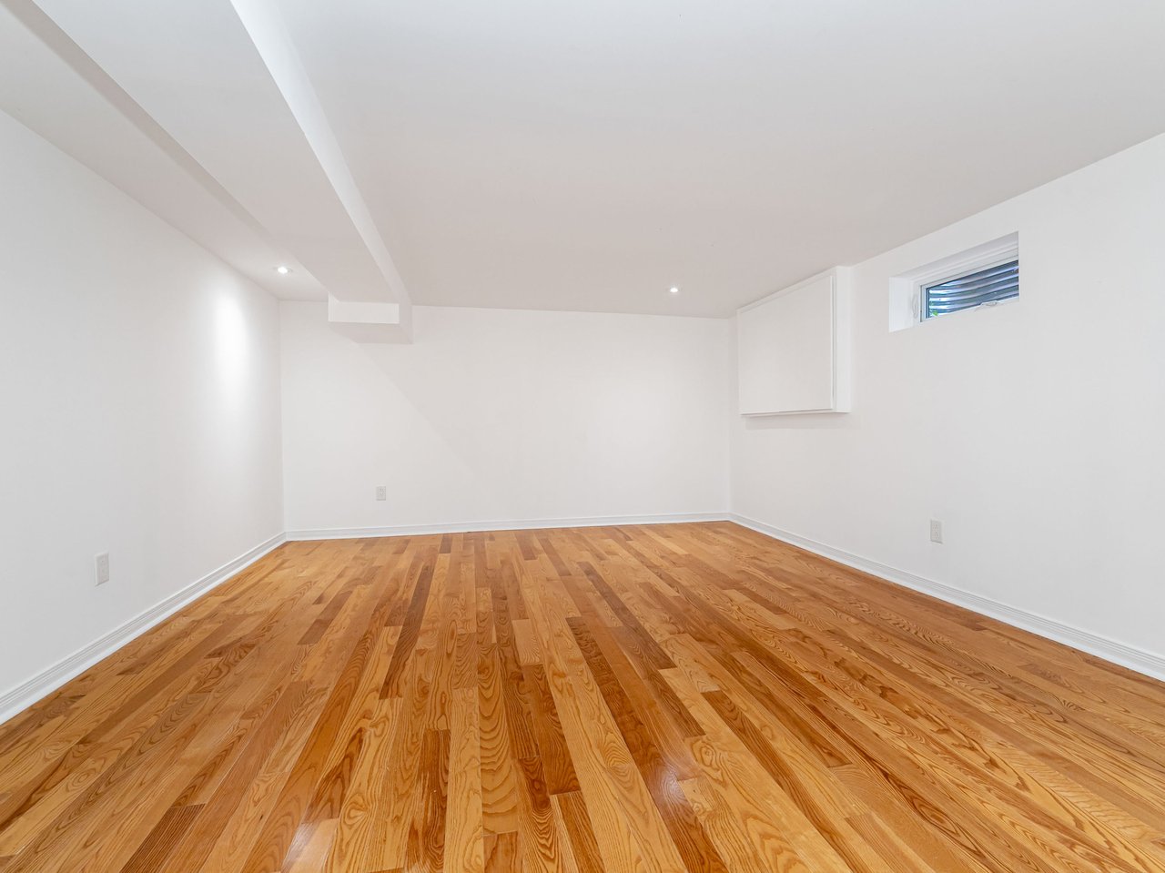 19 Willett Crescent
