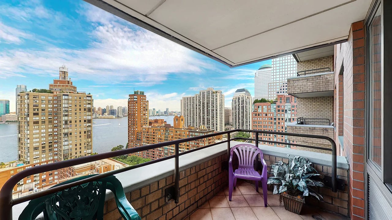 200 Rector Place #23D