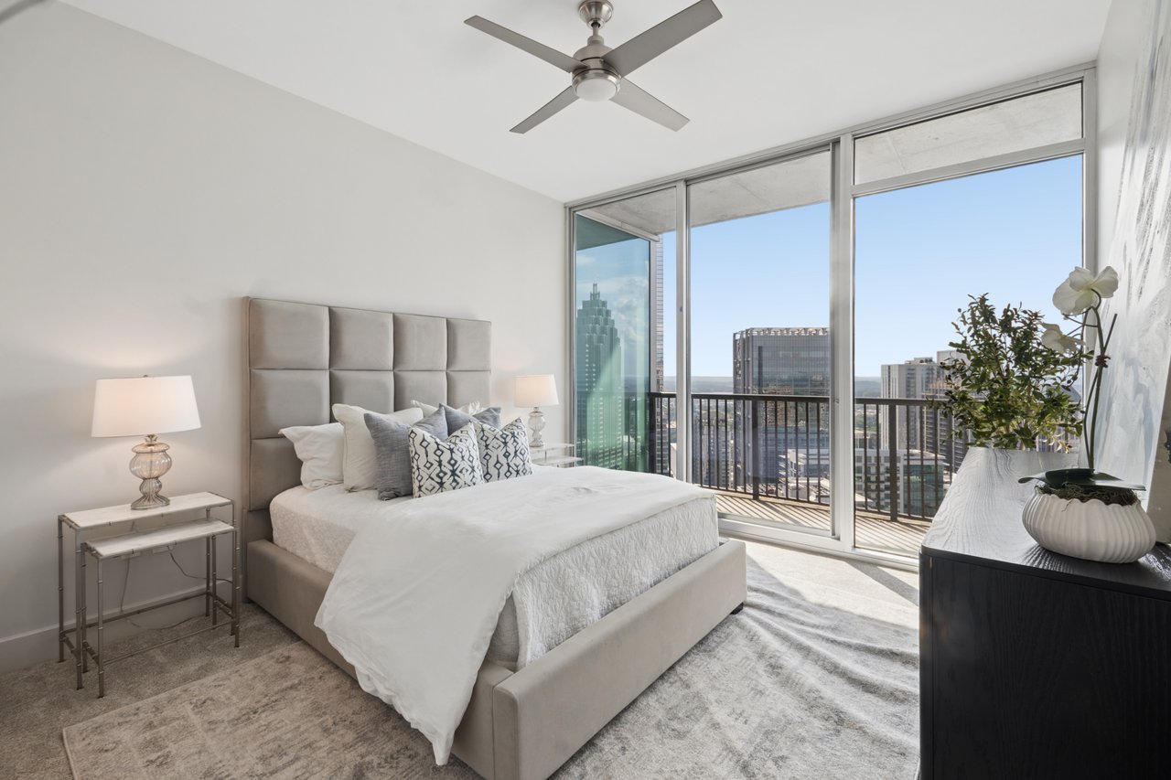 1080 Peachtree Street NE Unit 3215