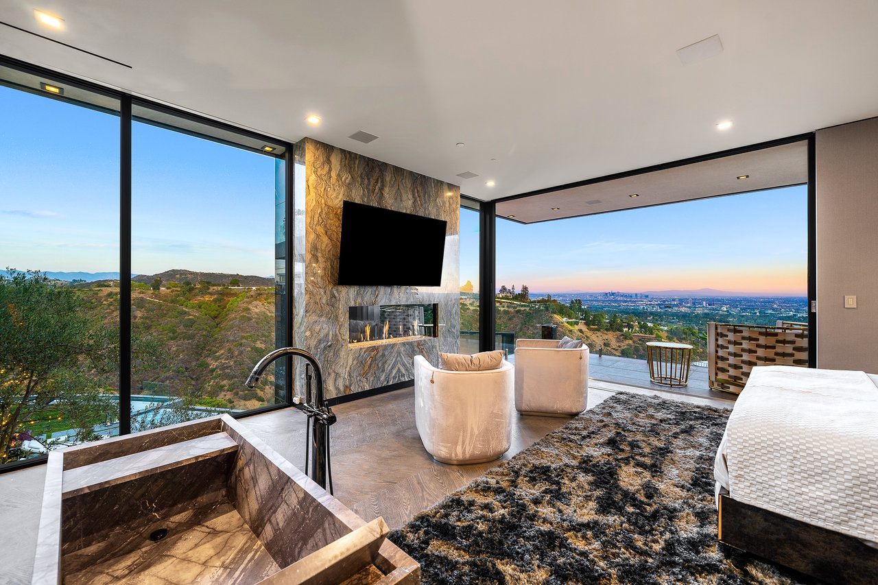 1200 Bel Air Road