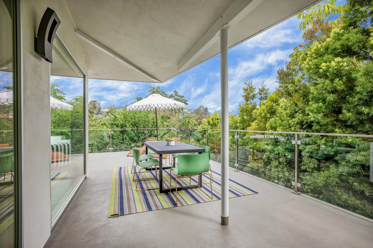 279 Mabery Rd, Santa Monica