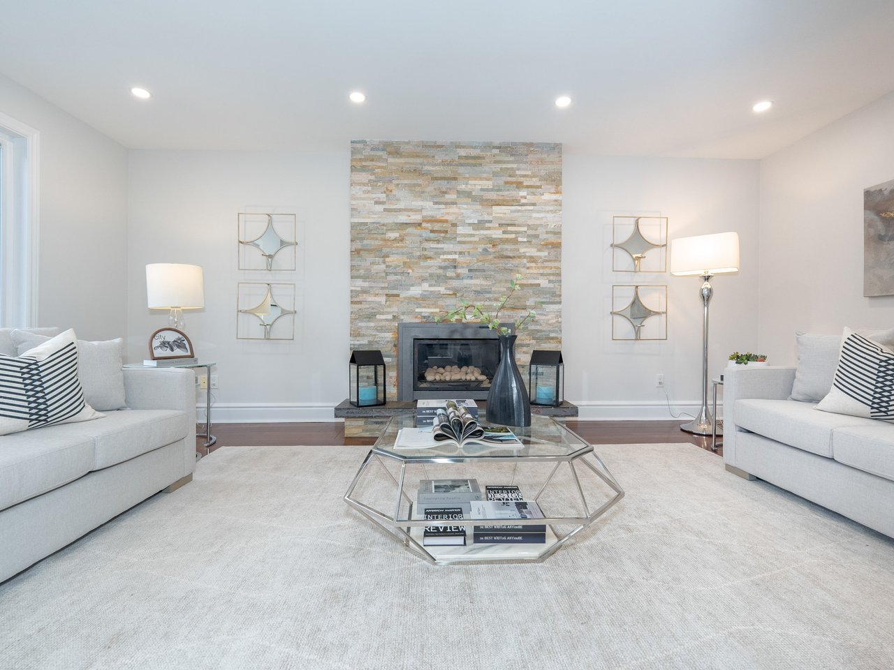 146 Valleymede Dr
