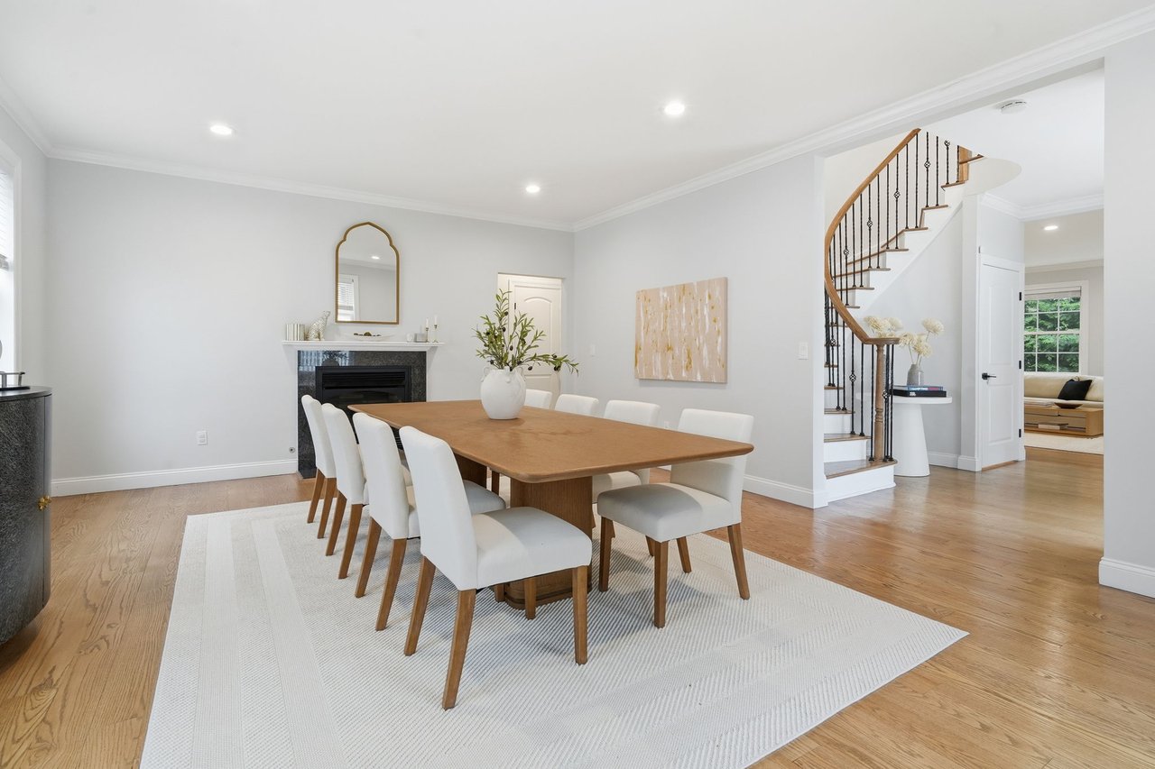 23 Alexander Avenue