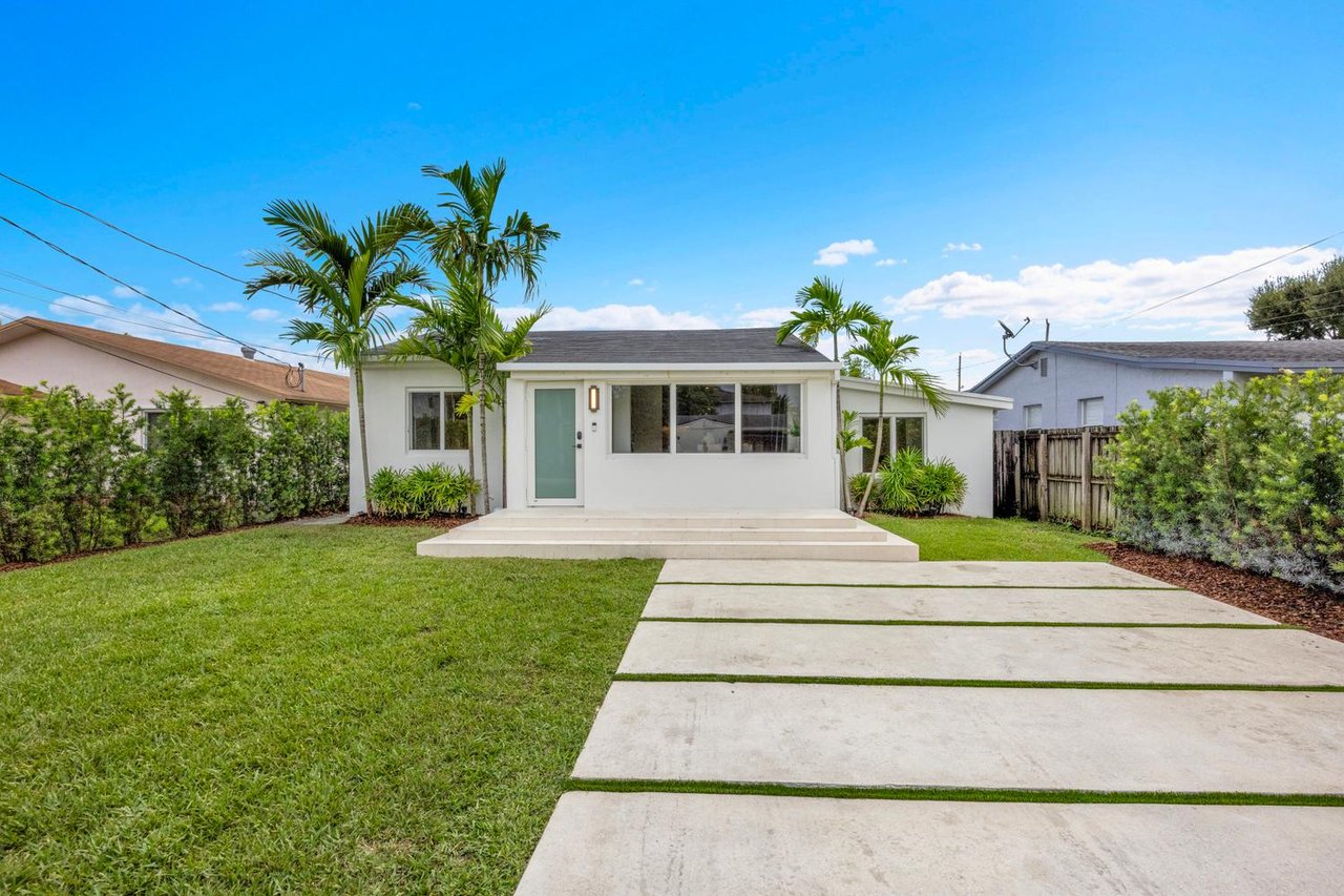 Just Listed: Elevated Design & Effortless Living at 2635 SW 64th Ave