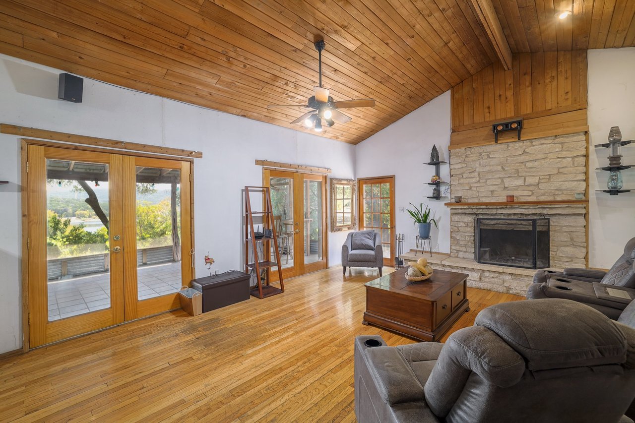 Lake Travis Waterfront Opportunity