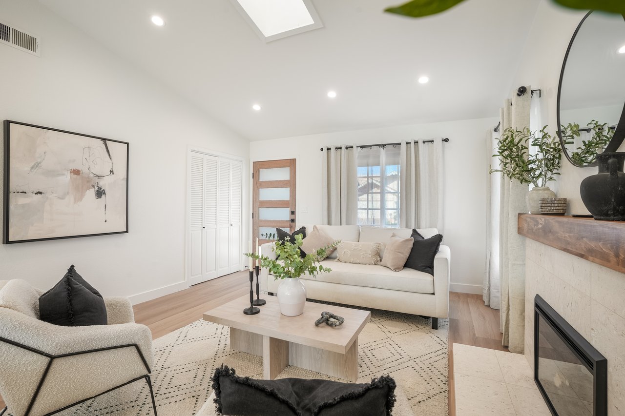 25802 Sycamore Ln, Laguna Hills, CA 92653