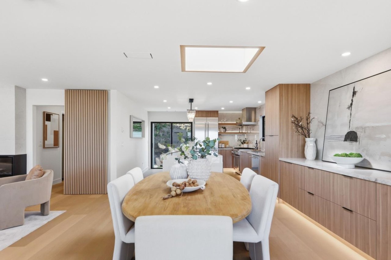 1041 Crestview Drive