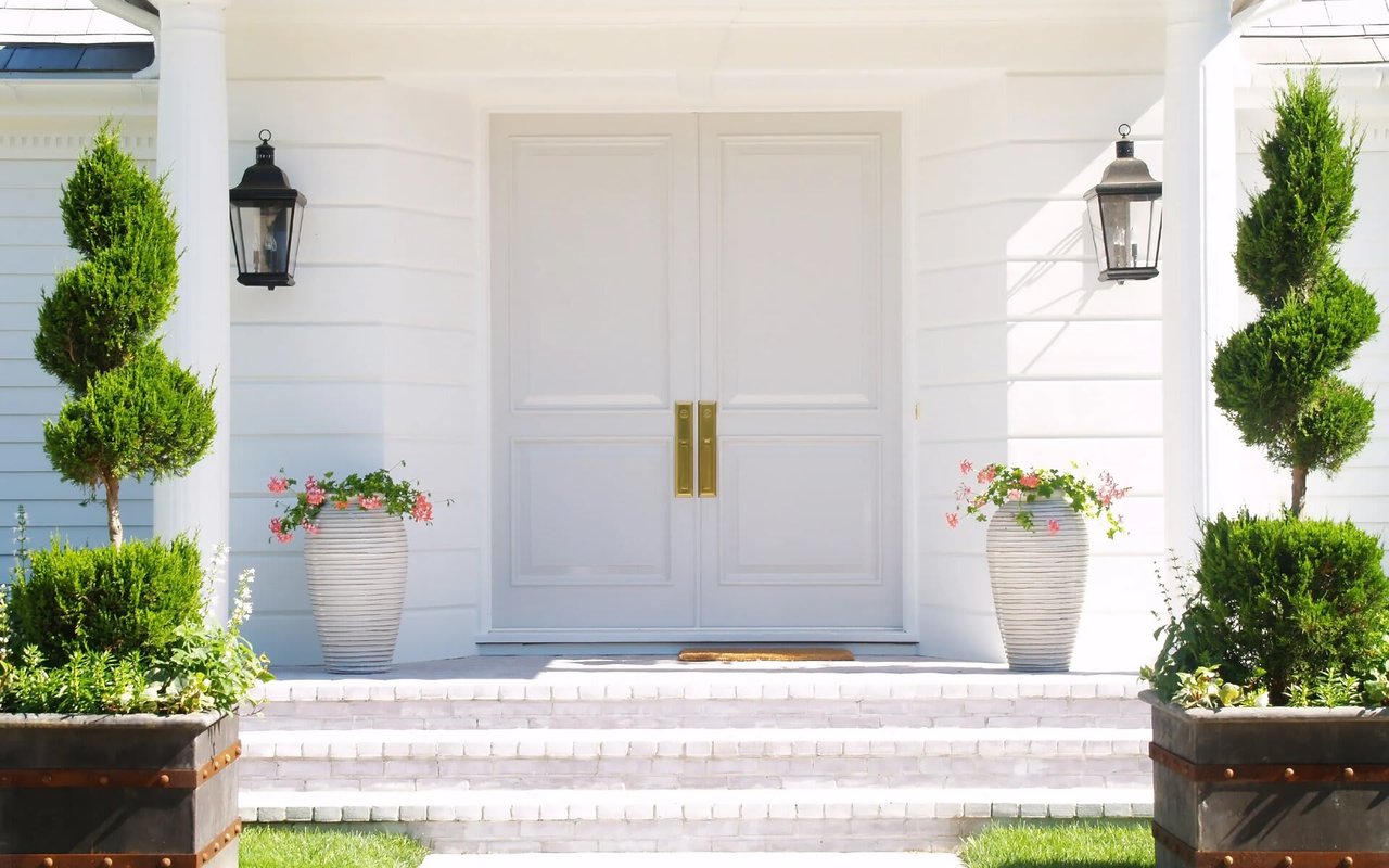 Add Curb Appeal With These Home Improvement Projects