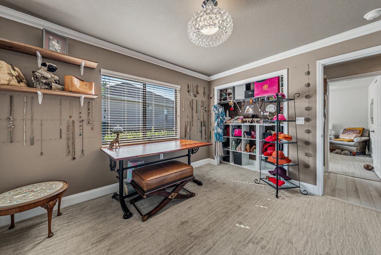 13247 THOROUGHBRED DR