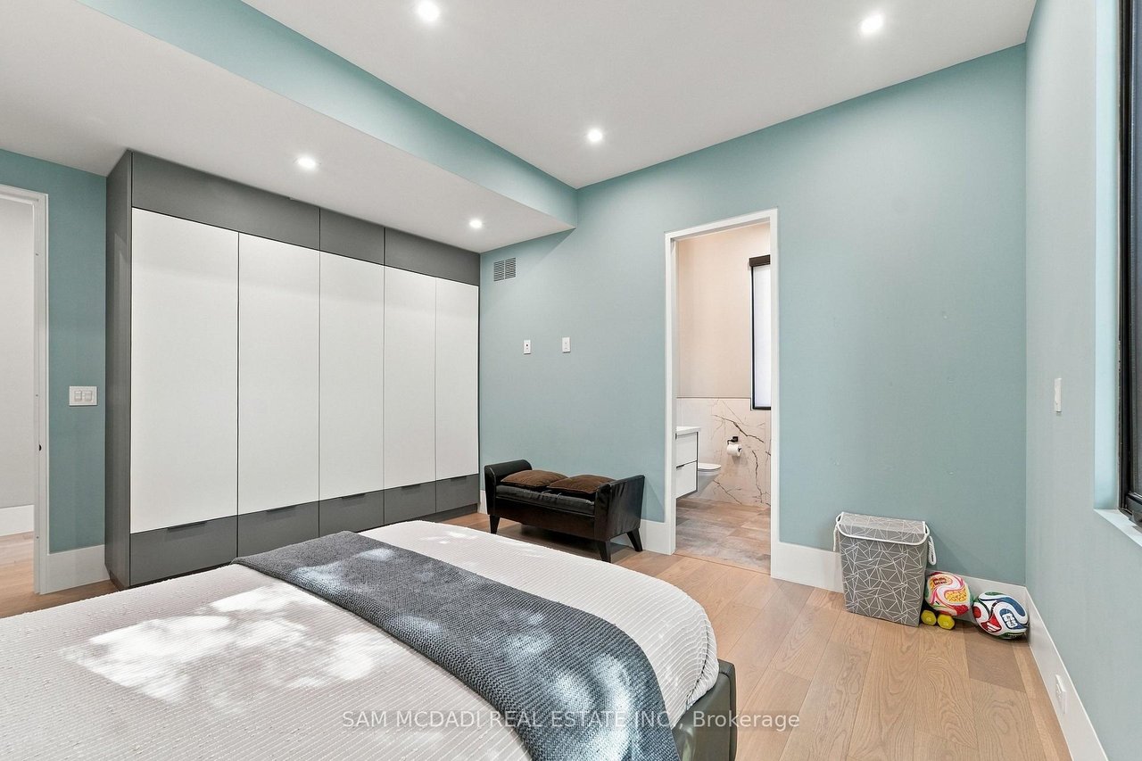 112 Elton Park Road