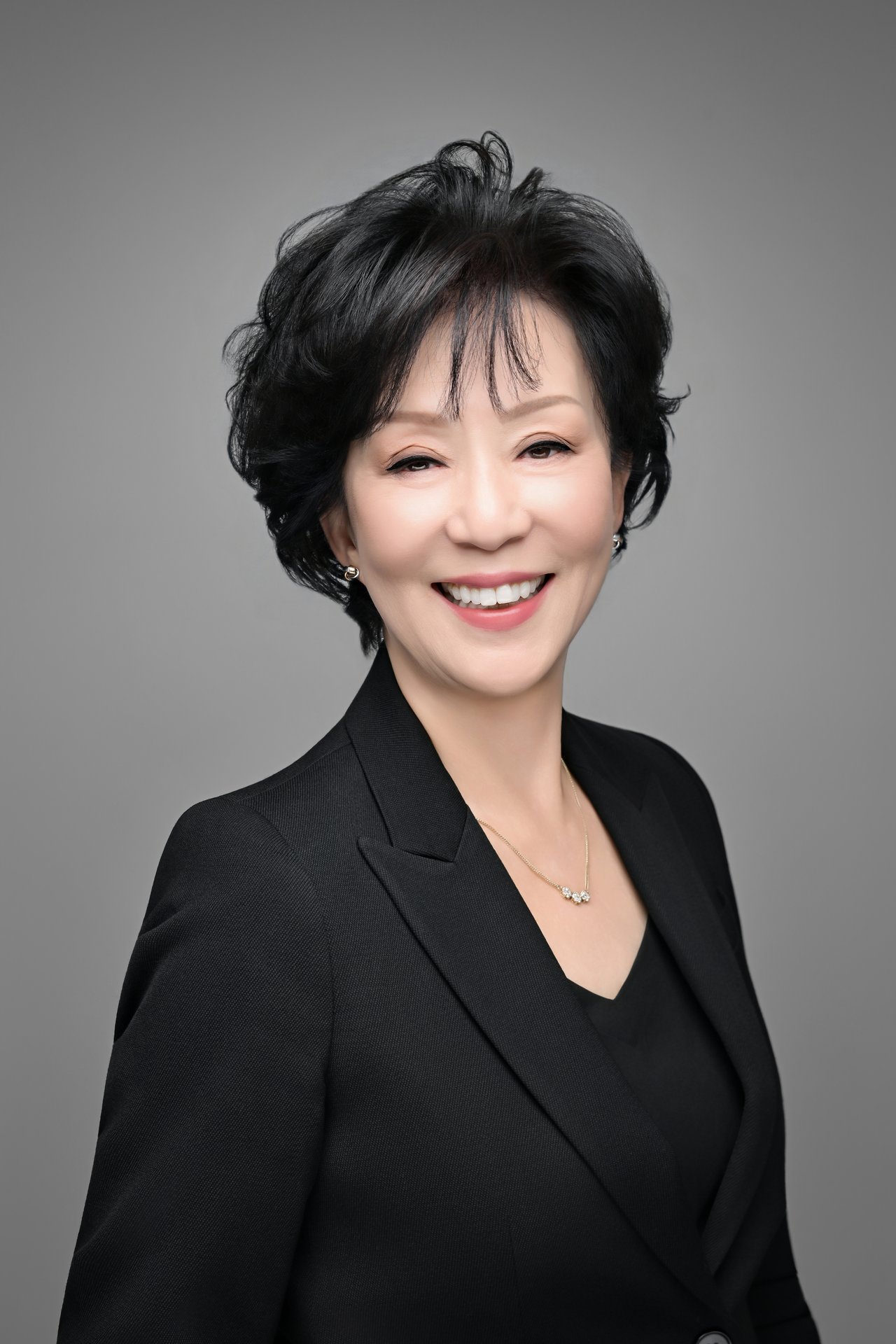 Joanna Lee