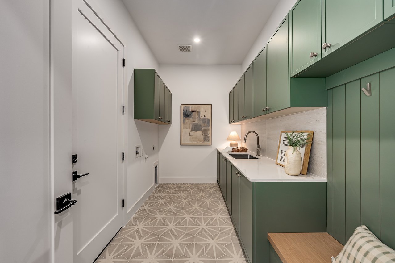 8815 San Leandro Drive