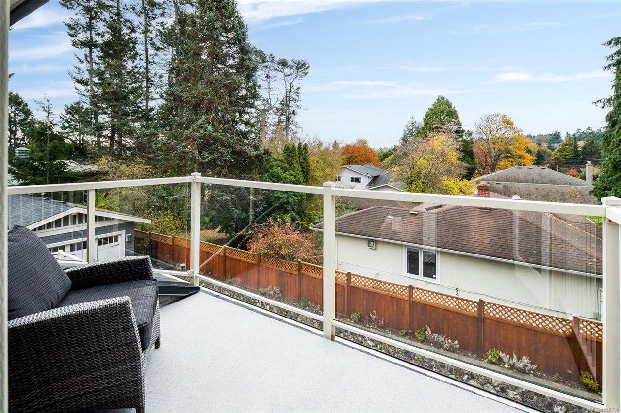3895 Scolton Rd