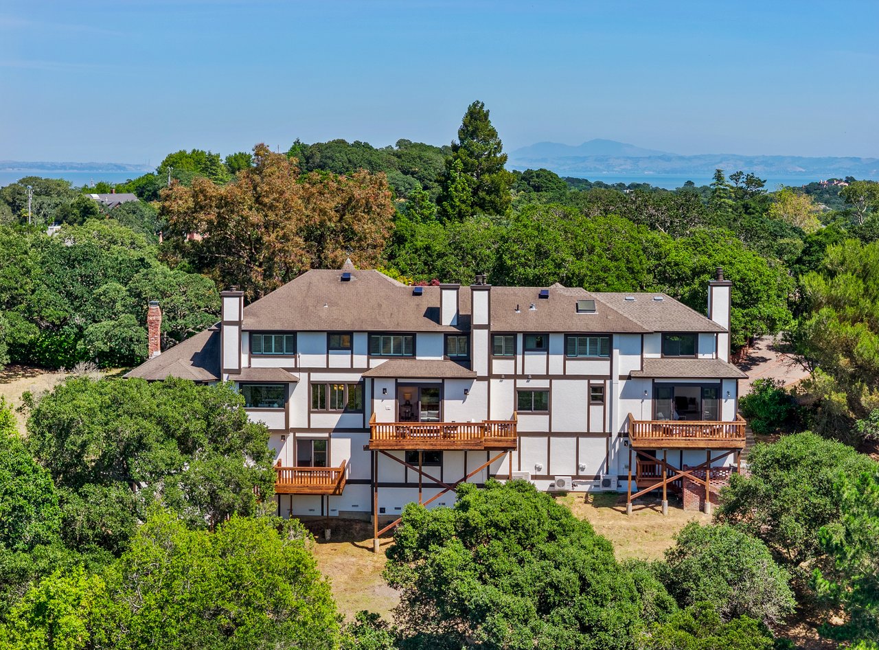 Expansive & Private Novato Estate