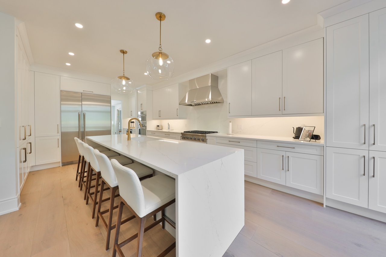 30-2400 Neyagawa Boulevard, Oakville