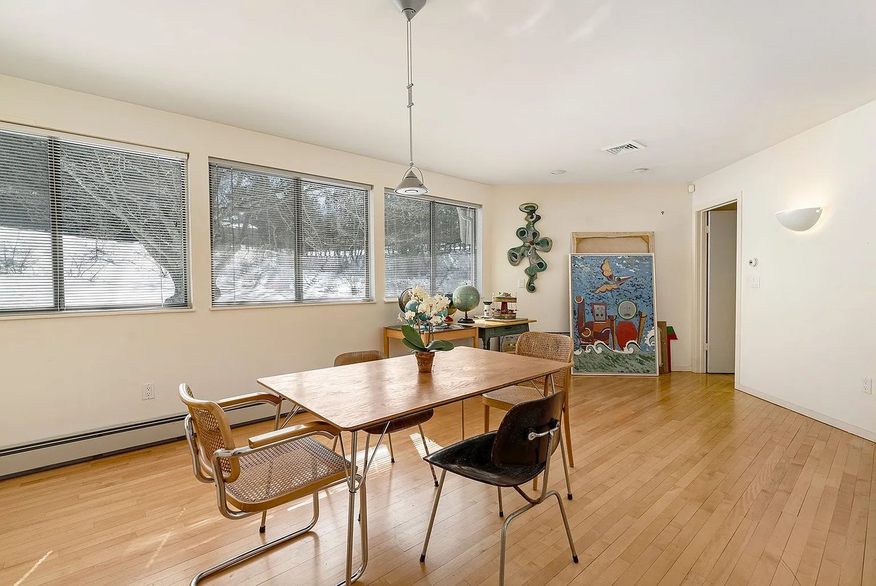 45 Blackwatch Ct