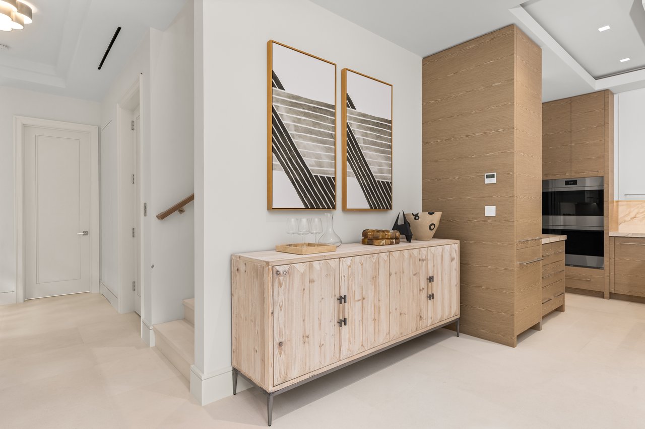 New Construction in Coveted Midtown