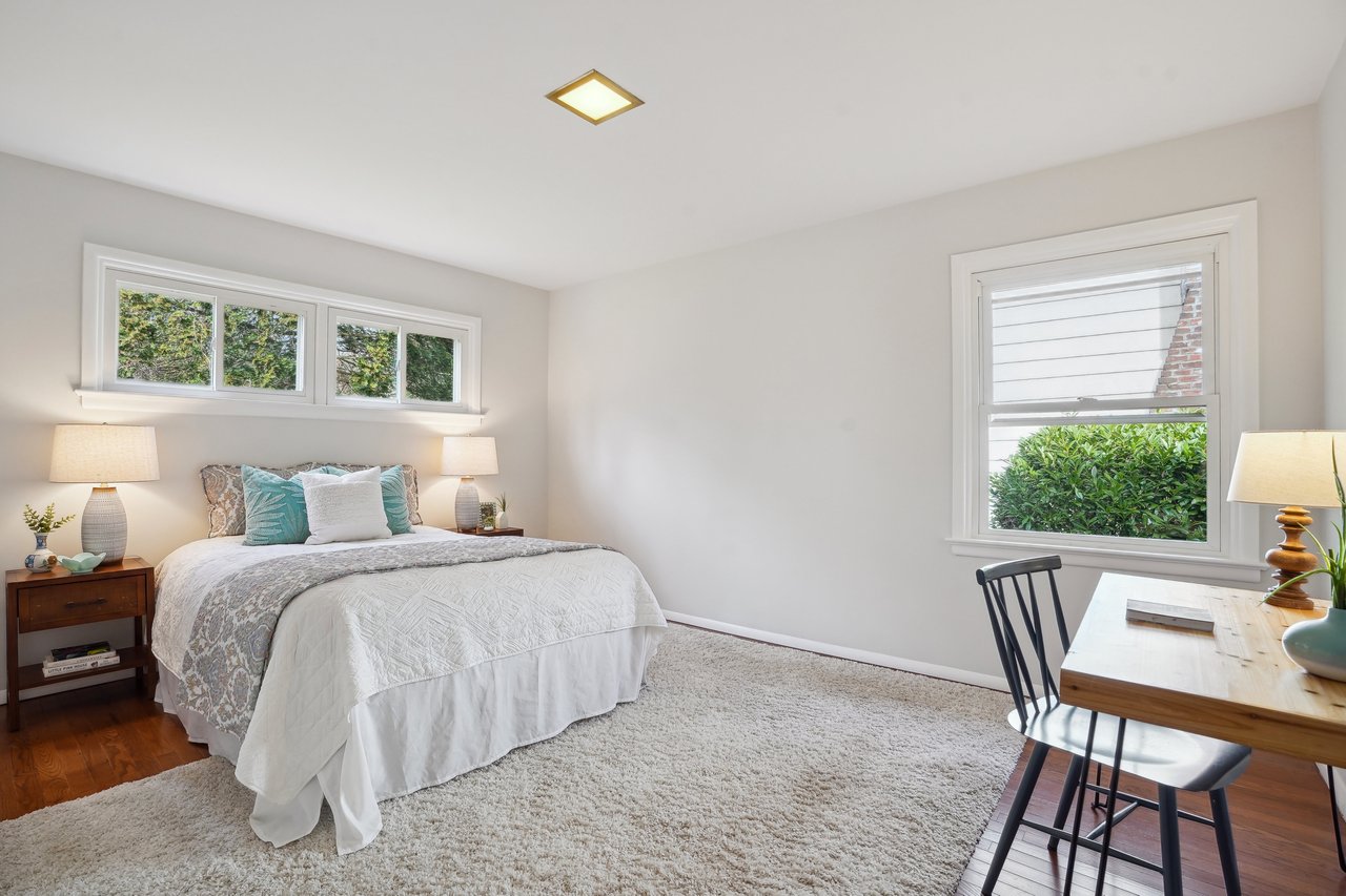 31 Glenside Dr