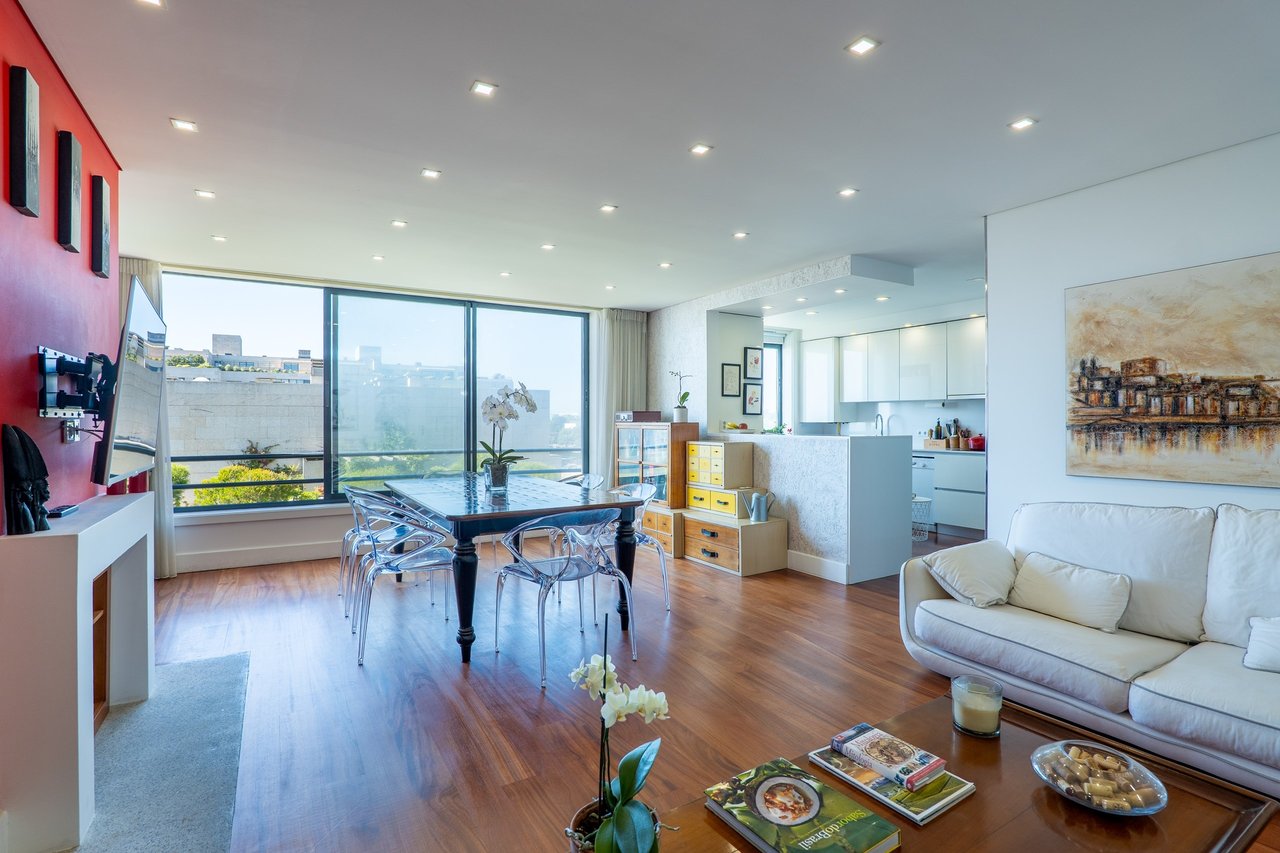3-bedroom Sea View Duplex in Leça da Palmeira – Elegance, Space & Unmatched Location