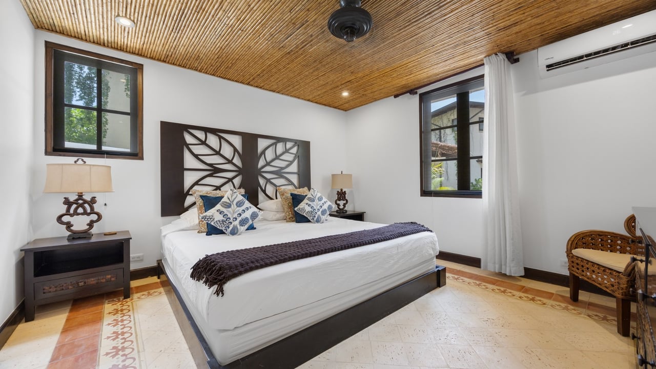 La Antigua Unit 16 - Home Steps From the Beach
