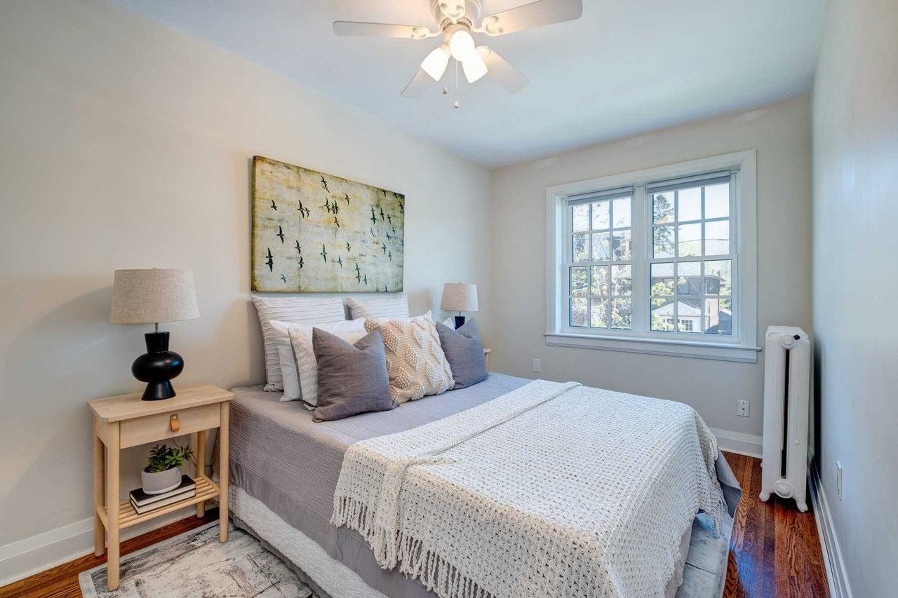 74 Hammersmith Ave