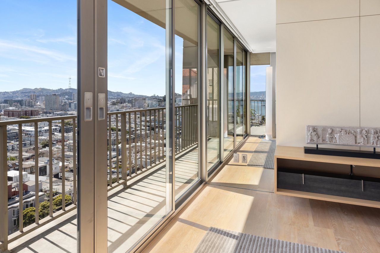 Contemporary Design and Iconic Views at The Summit