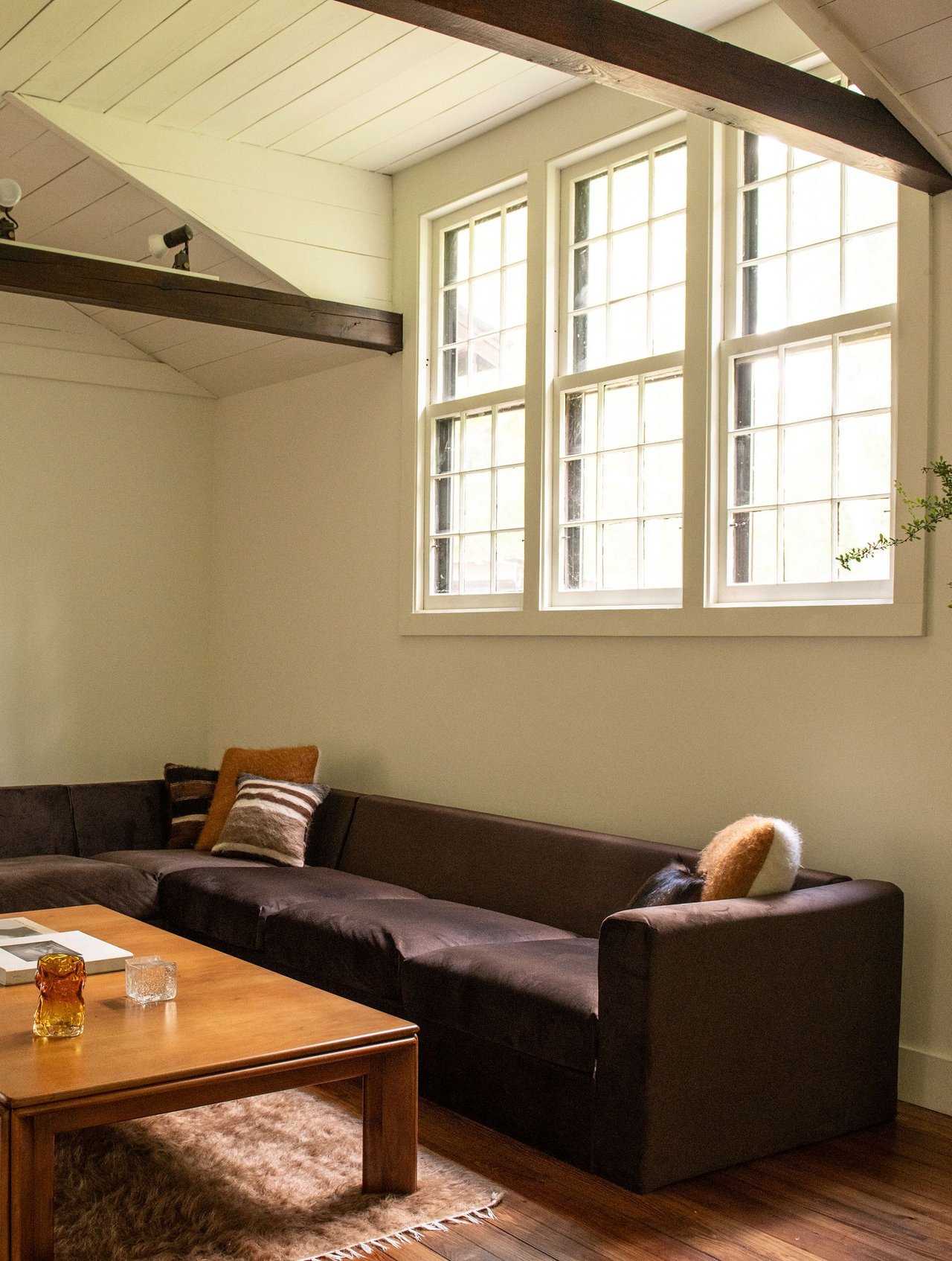 276 Chestnut Hill Road, Woodstock