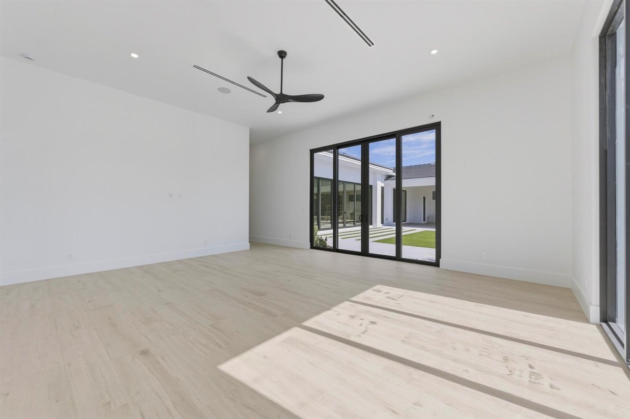 5770 Dixie Belle Road