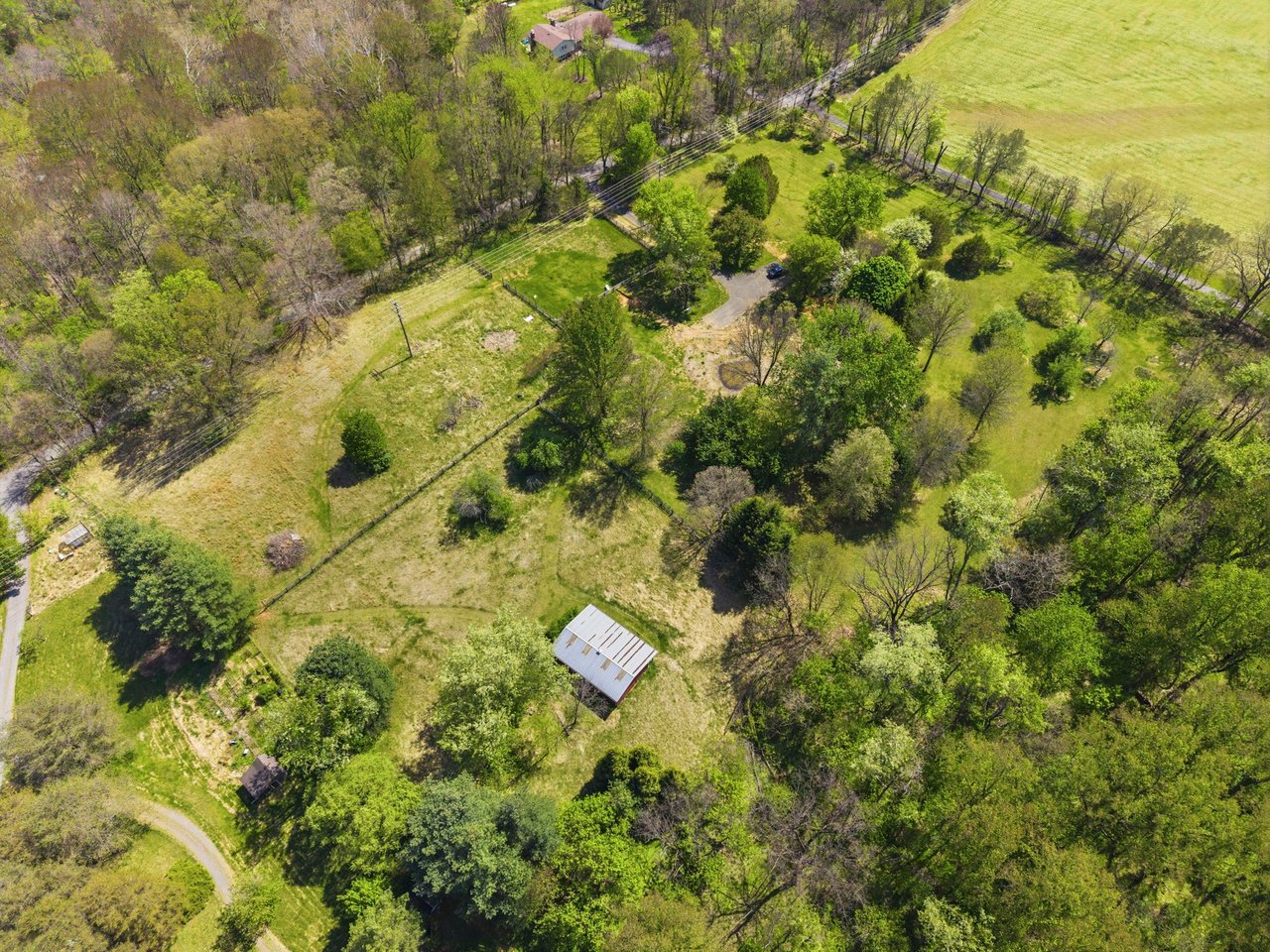 13121 Orrison Rd, Lovettsville, VA 20180