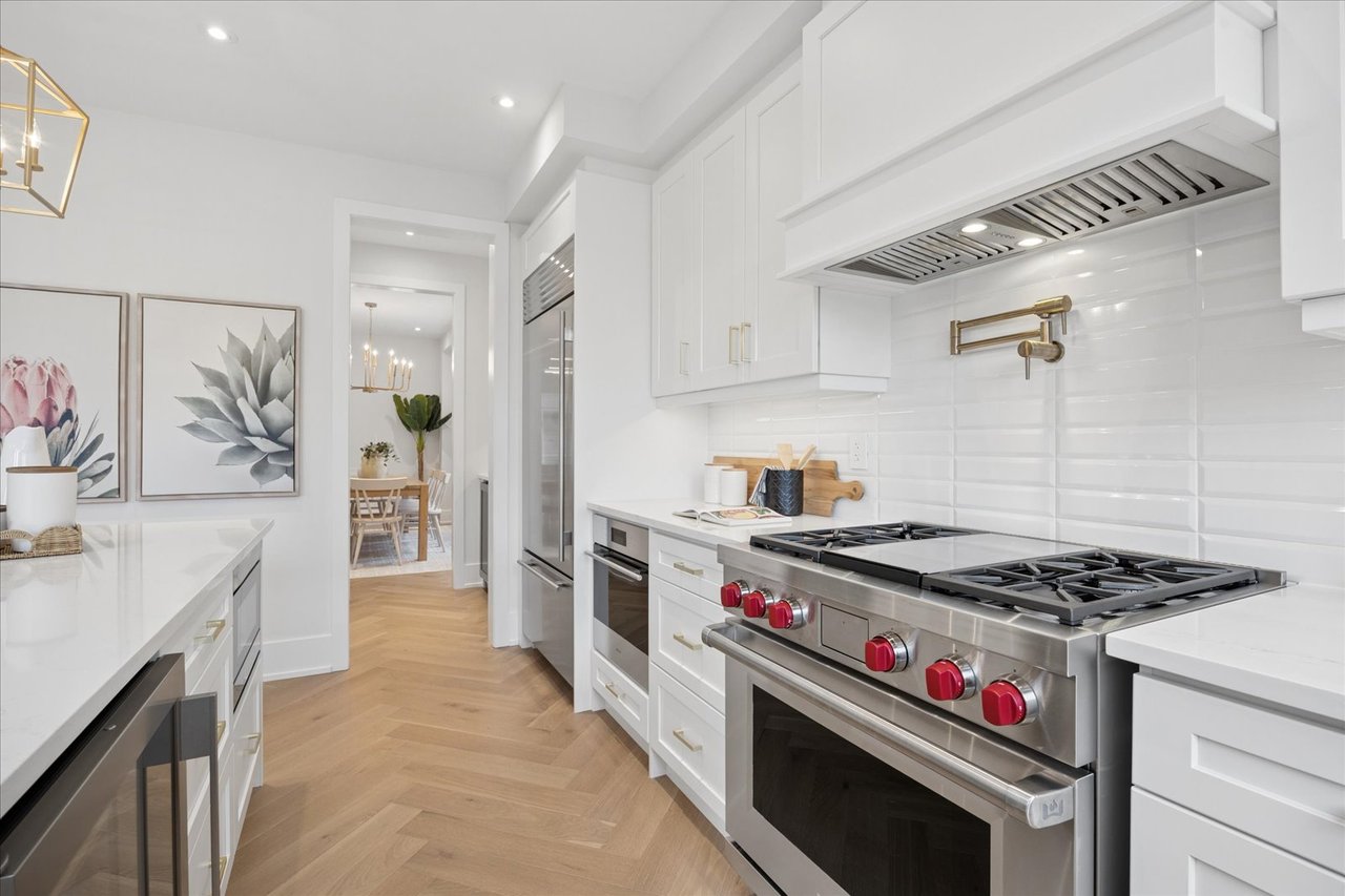 211 Busato Drive, Stouffville