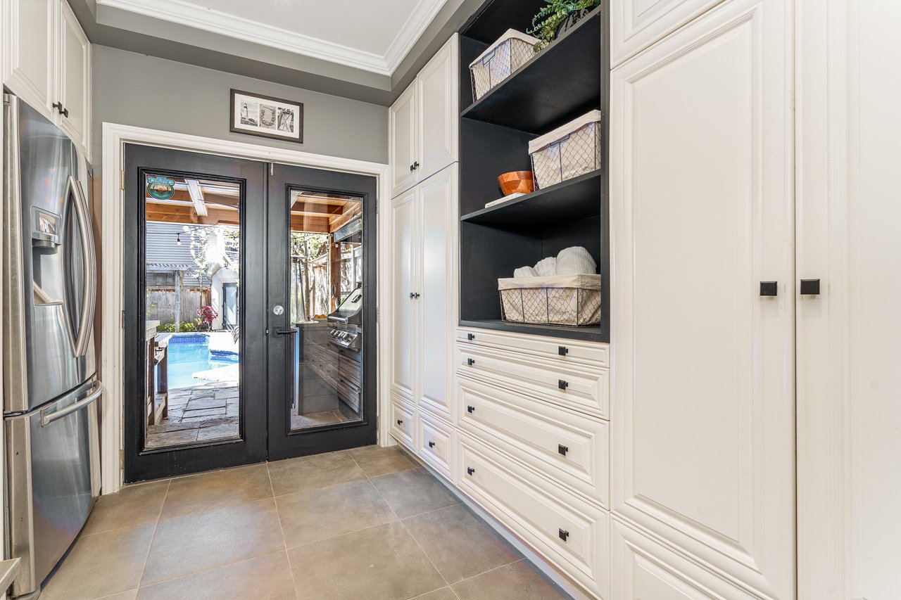 12 Clonmore Dr