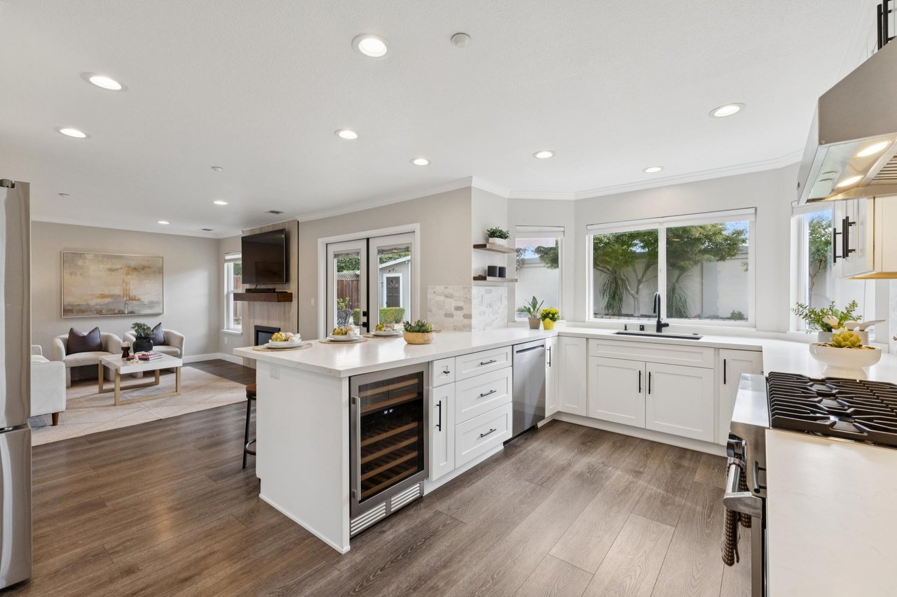 257 Summertree Drive