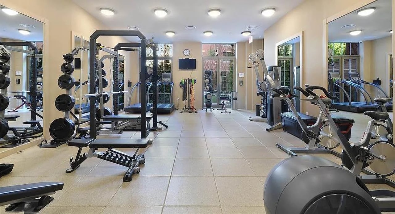 101 West 87th St, #905