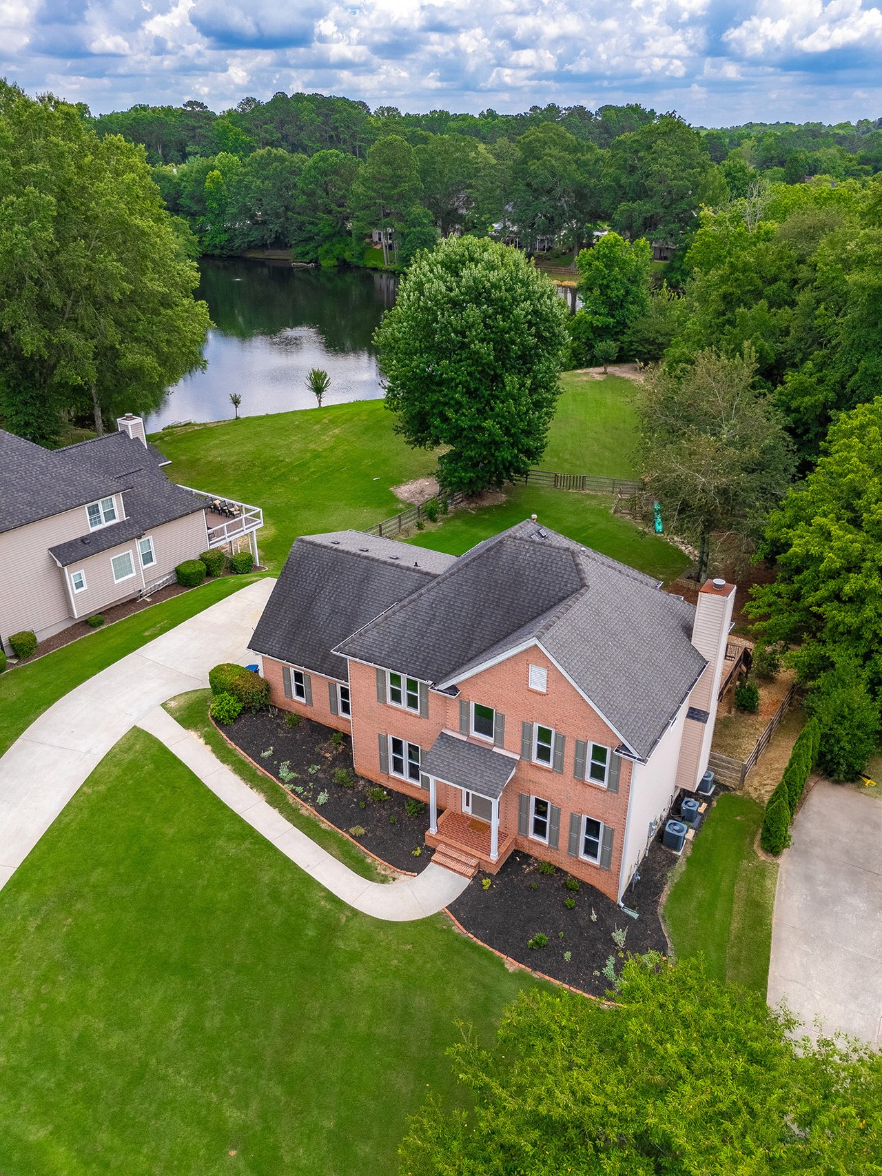 645 Briars Bend