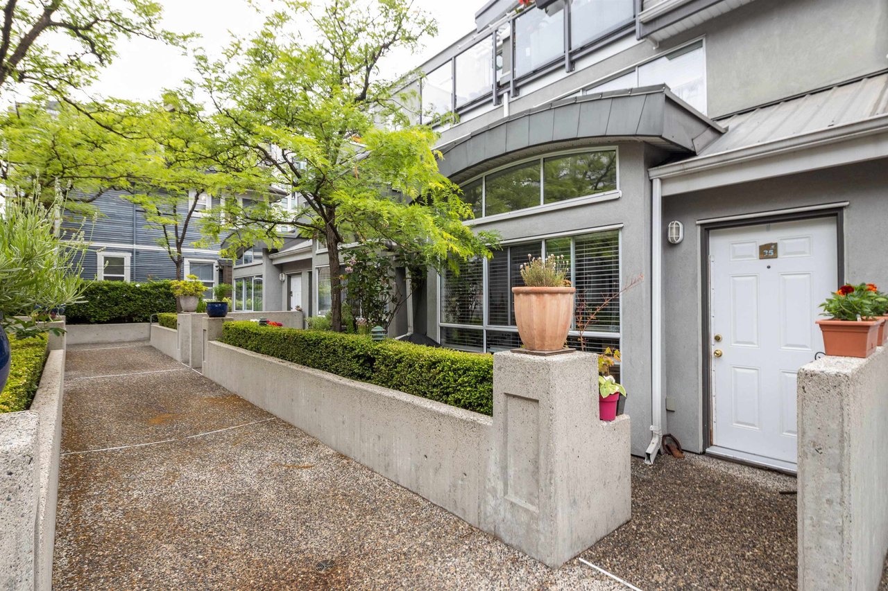 35-1385 W 7th Ave