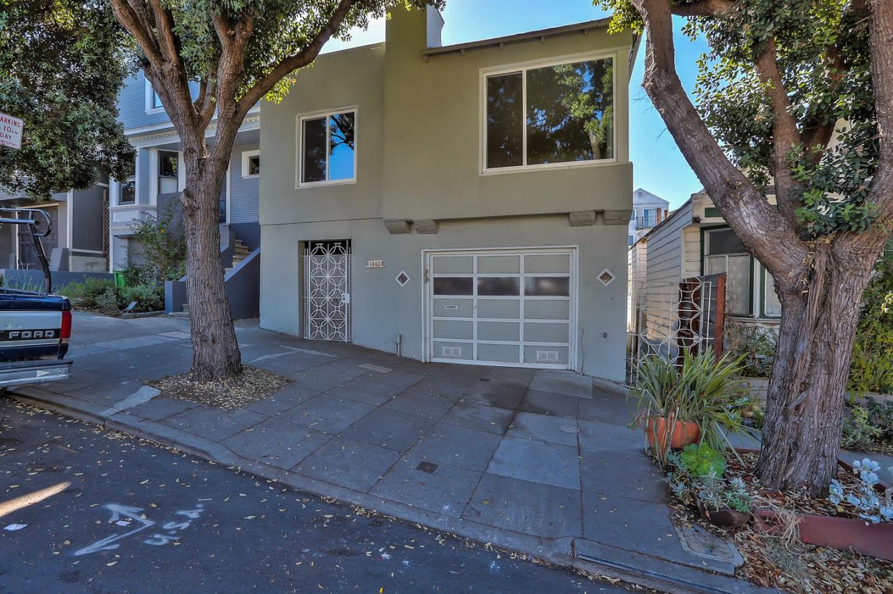 1447 Hudson Avenue
